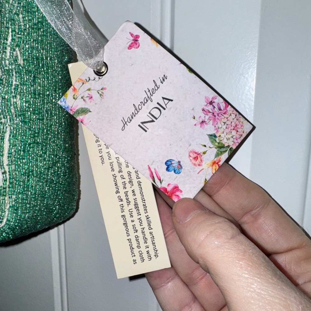 Stylish Green and Cream Beaded Women's Bag - Picture 2 of 3